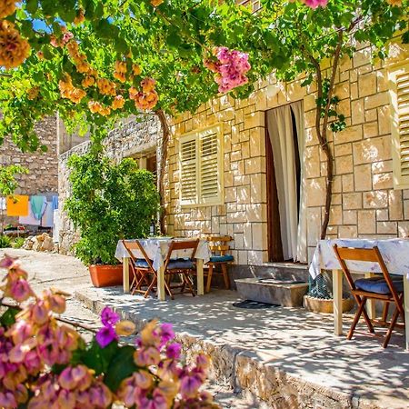 Vila Stone House Dioniz Brnistrova Exteriér fotografie