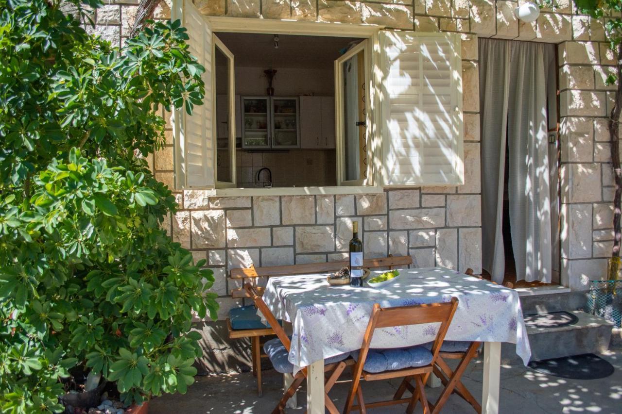 Vila Stone House Dioniz Brnistrova Exteriér fotografie